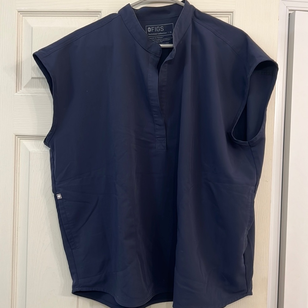 FIGS Night Sky Rafaela Scrub Top ** Limited Edition Color